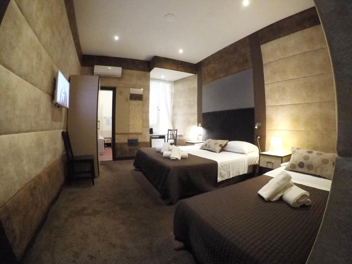 Blue Suite Vatican Guesthouse Roma Ngoại thất bức ảnh