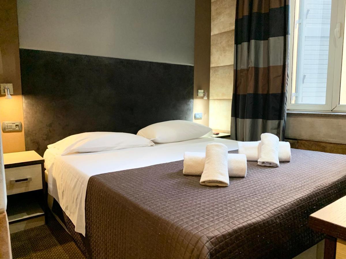 Blue Suite Vatican Guesthouse Roma Ngoại thất bức ảnh