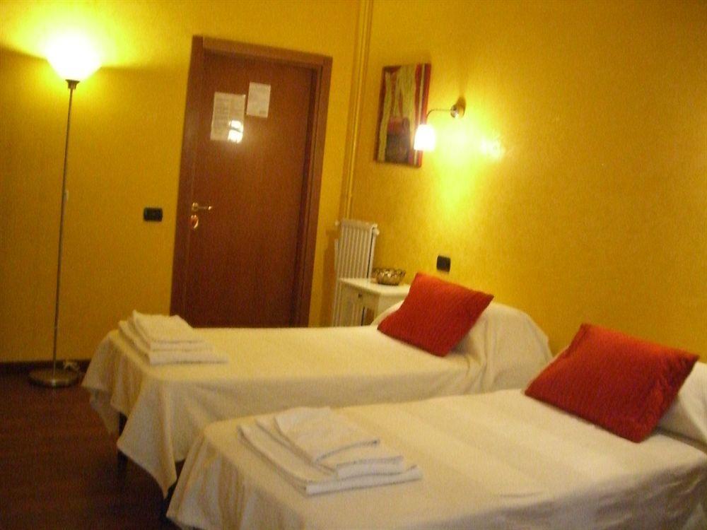 Blue Suite Vatican Guesthouse Roma Ngoại thất bức ảnh