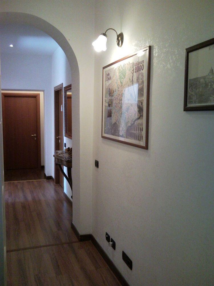 Blue Suite Vatican Guesthouse Roma Ngoại thất bức ảnh