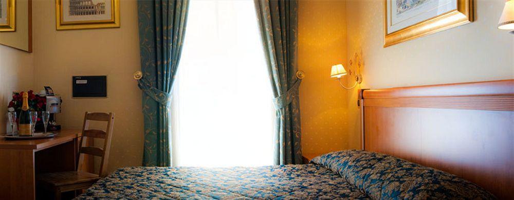 Blue Suite Vatican Guesthouse Roma Ngoại thất bức ảnh