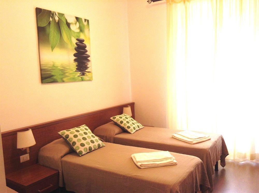 Blue Suite Vatican Guesthouse Roma Ngoại thất bức ảnh