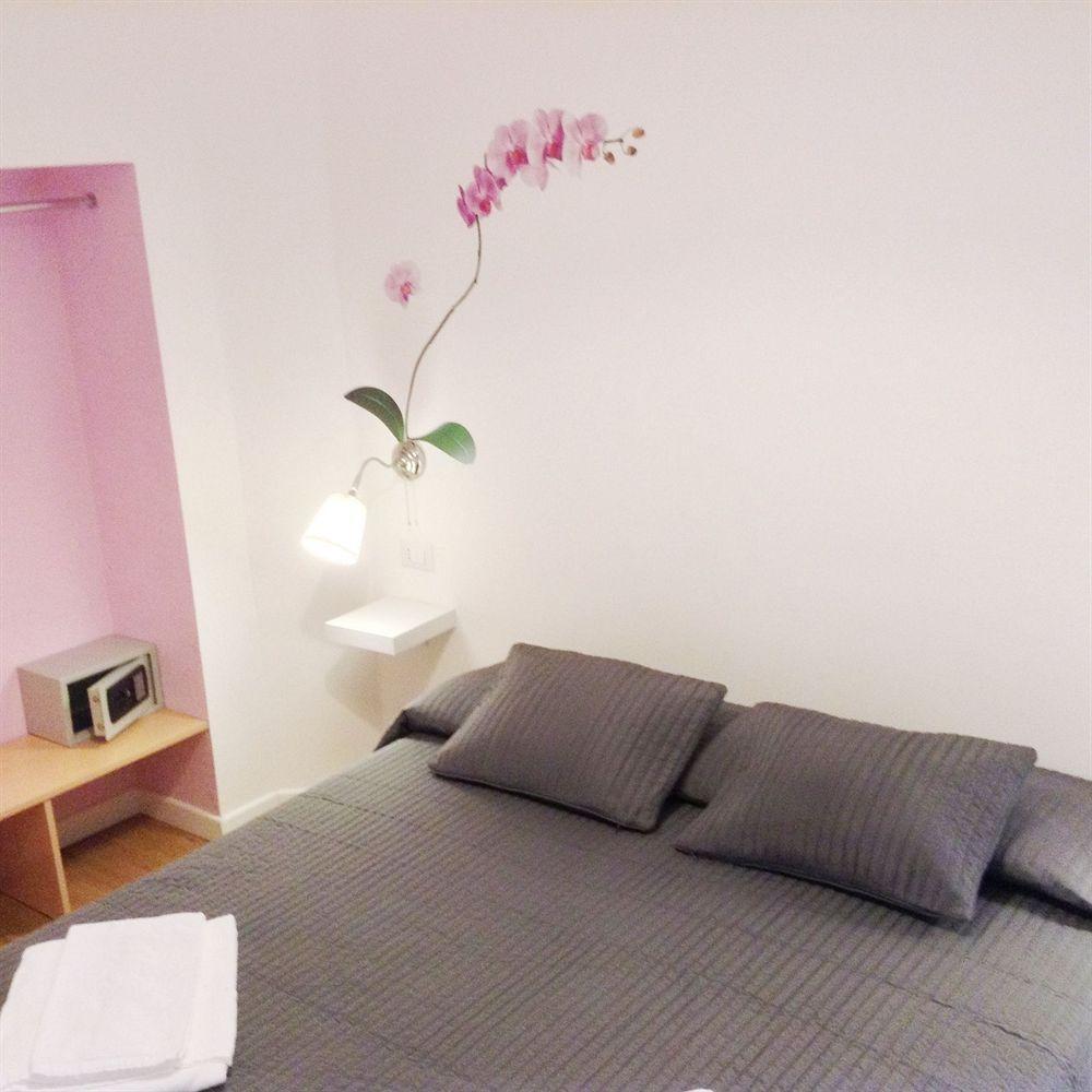Blue Suite Vatican Guesthouse Roma Ngoại thất bức ảnh