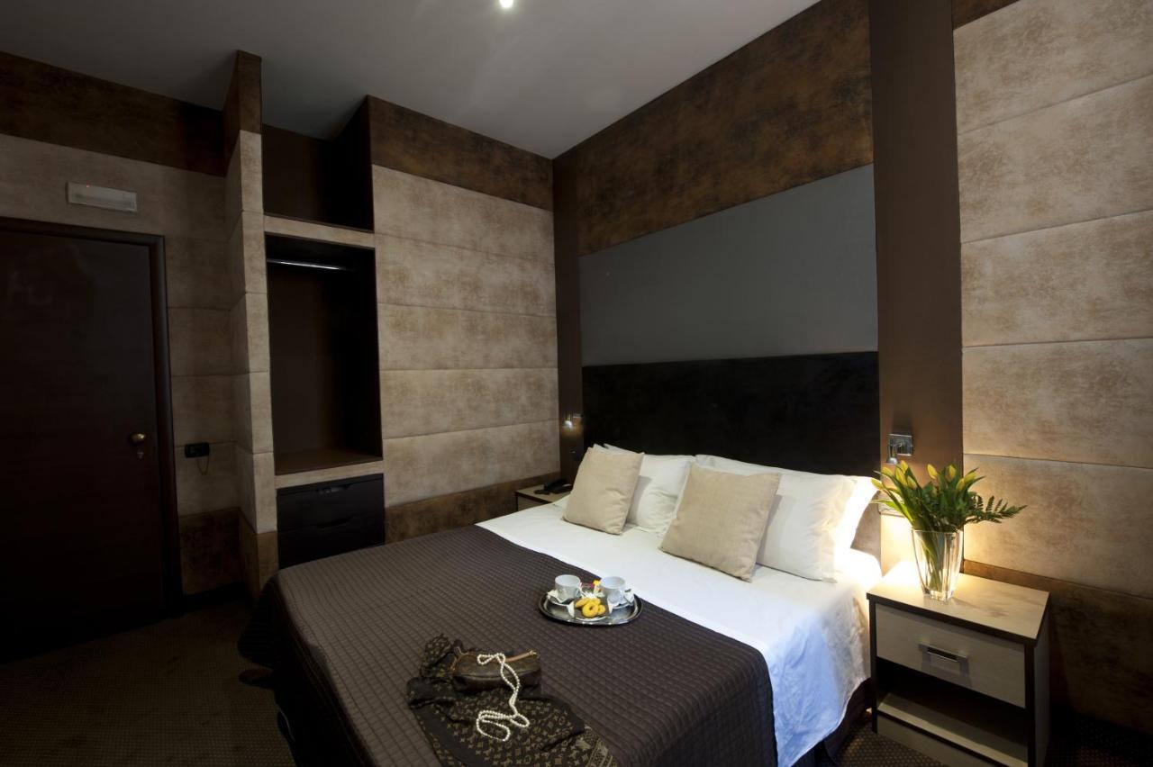 Blue Suite Vatican Guesthouse Roma Ngoại thất bức ảnh