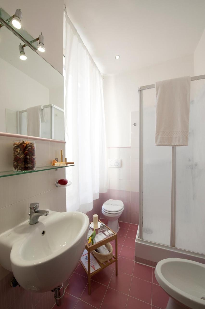 Blue Suite Vatican Guesthouse Roma Ngoại thất bức ảnh